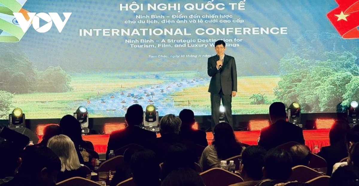 Ninh Binh promotes tourism through cinema and luxury wedding services